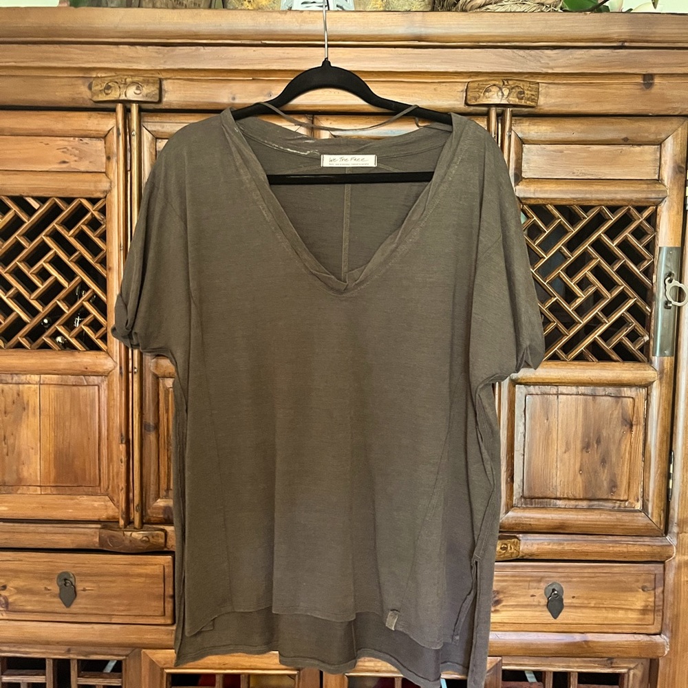 FREE PEOPLE/ WE THE FREE KEEP ME V ~ SIZE SMALL ~ NWOT